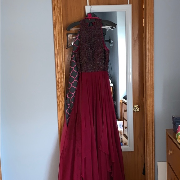 Sherri Hill Prom Dress - Picture 5 of 7